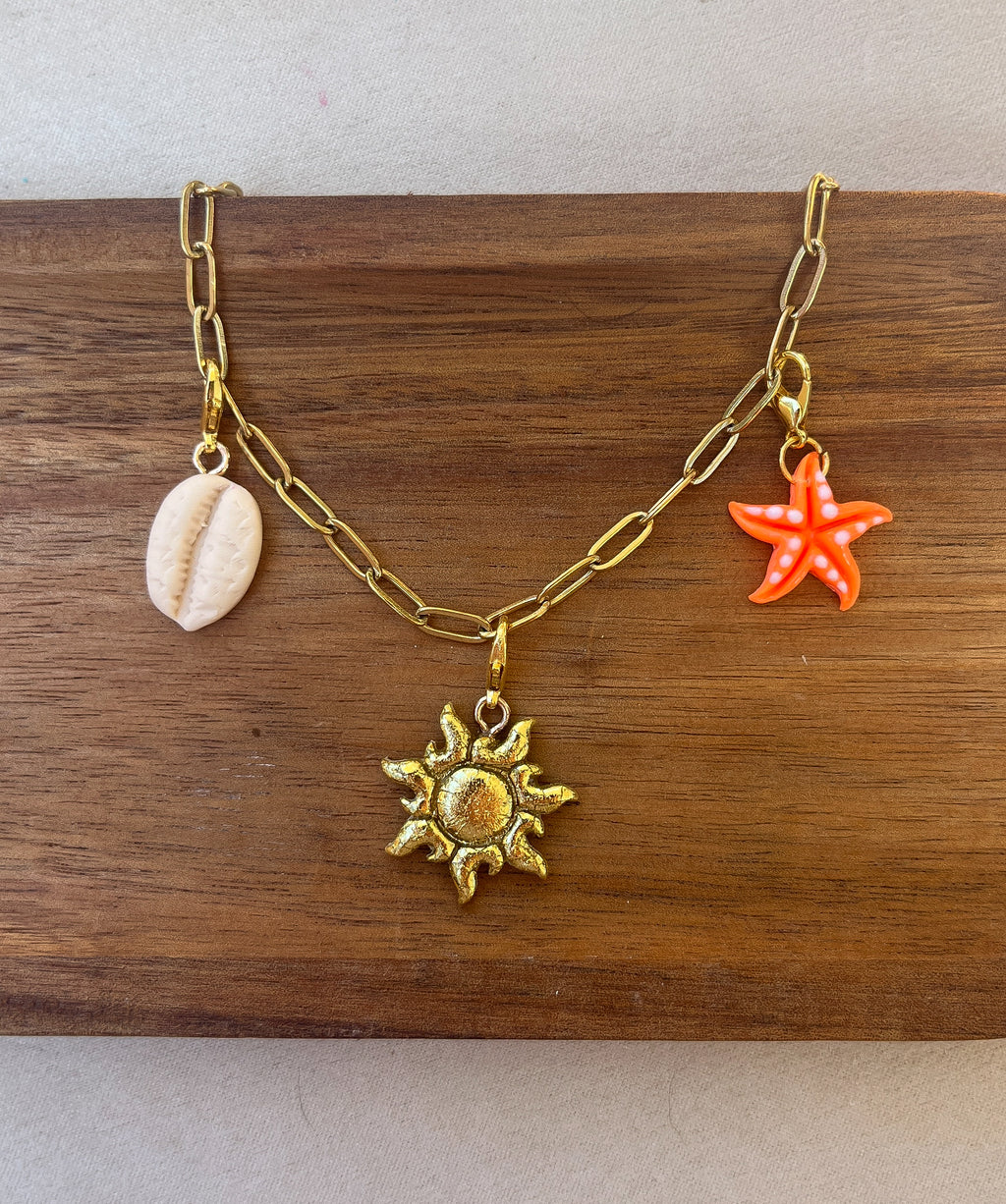 Collier à charms interchangeables