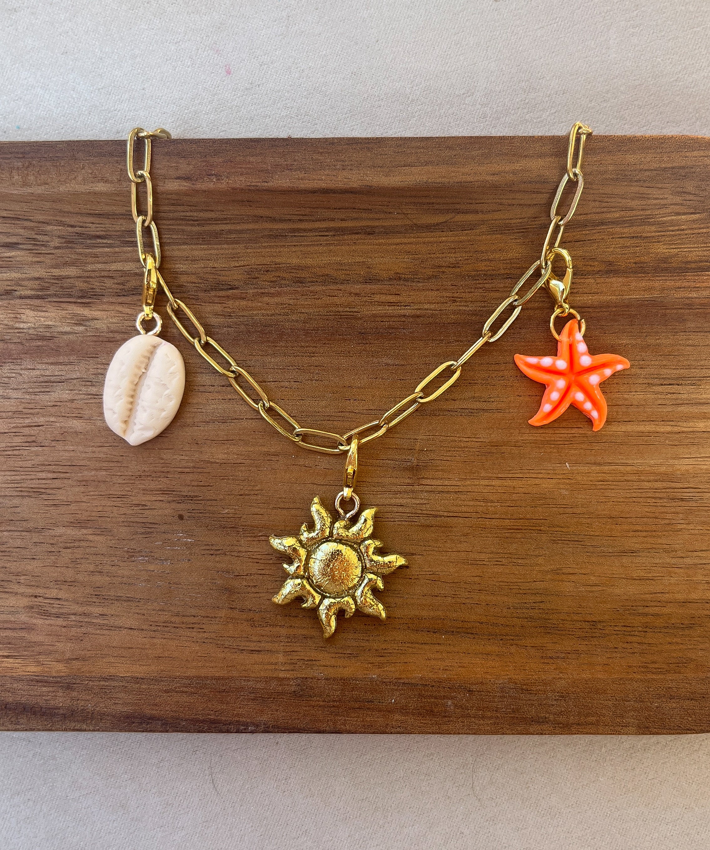 Collier à charms interchangeables